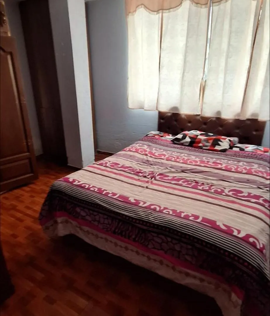Casa Y Campo Ec Con Piscina Villa Quito Ecuador